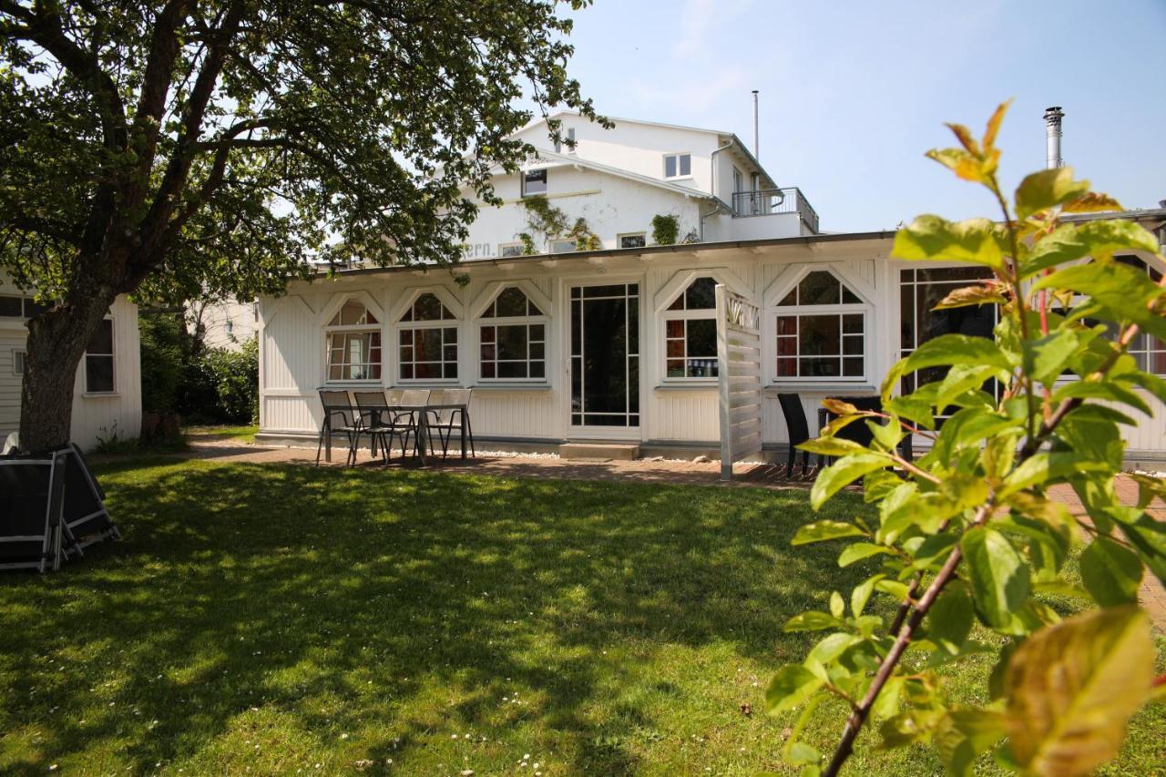 Strandvilla Rheingold - Ferienwohnung Miro Goehren  Exterior foto